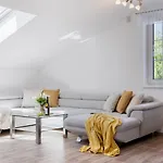 Apartment Luxusni Blonde Farm *