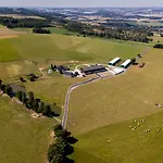 Luxusni Blonde Farm